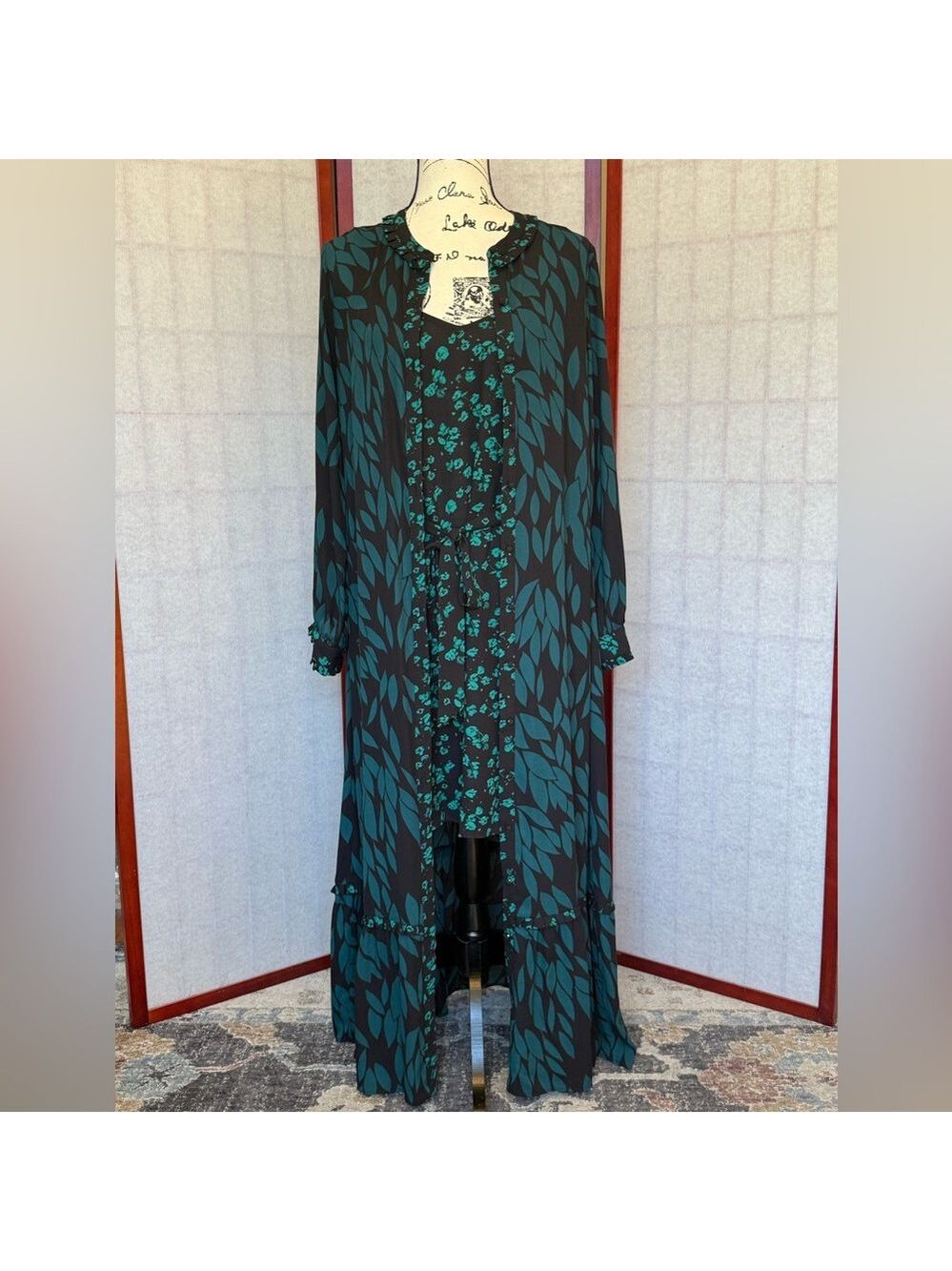 Cabi Autumn Dress with Duster #4017 - EUC - Size Small